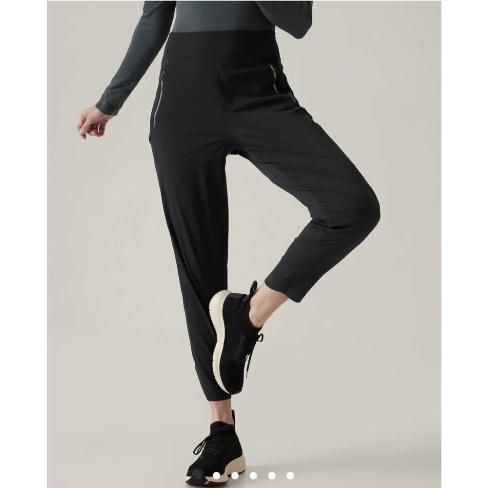 Athleta Trekkie North High Rise Jogger Sz 14 Black #533655 Hike Trail Run EUC